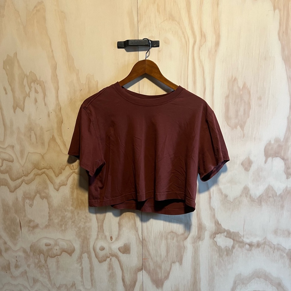 Lululemon All Yours Cropped T-Shirt M Rust
